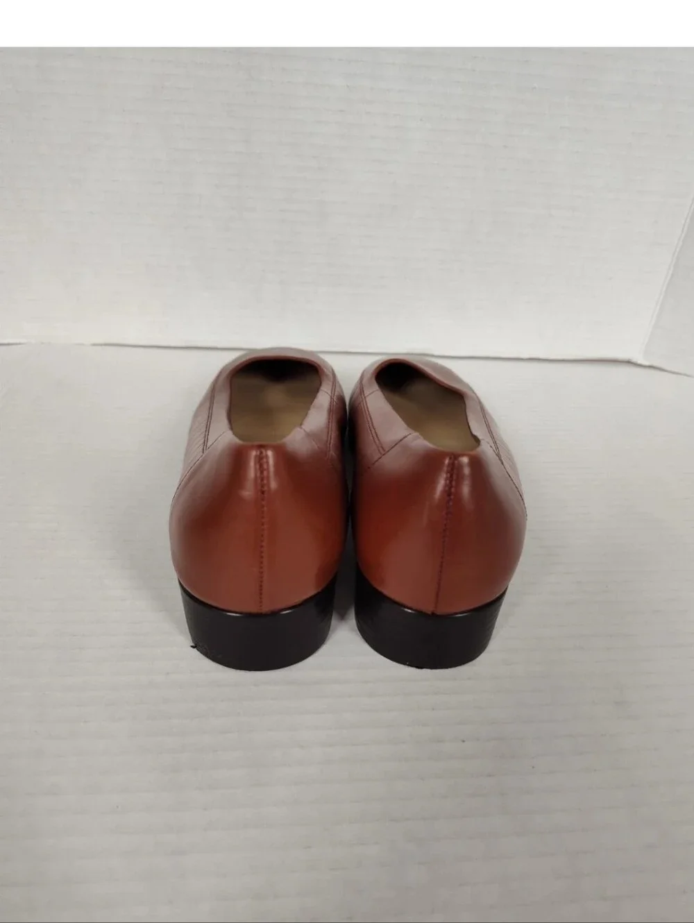 Naturalizer Leather Loafers Womens Size 8.5W Low Heel Comfort Light Brown